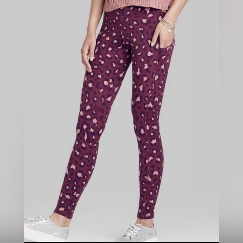 Wild Fable Leopard Print Leggings